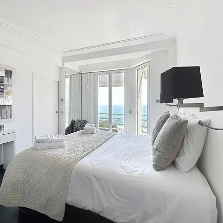 Stunning 2 Bedroom Flat With Sea View On Croisette Апартаменты *