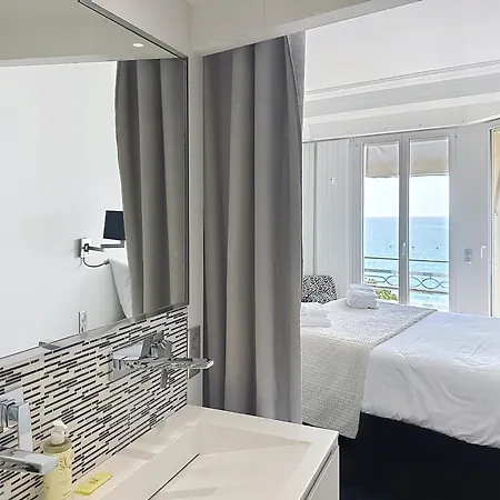 아파트 Stunning 2 Bedroom Flat With Sea View On Croisette *