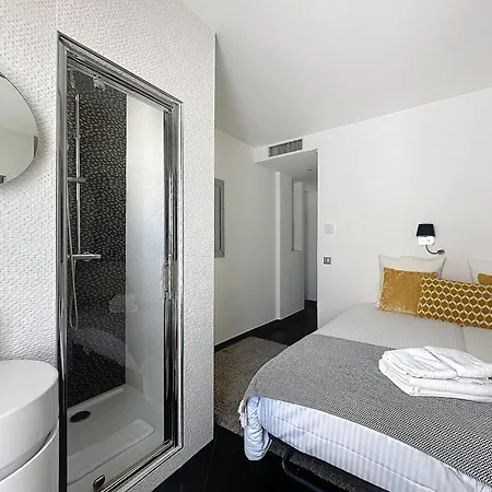 아파트 Stunning 2 Bedroom Flat With Sea View On Croisette 칸느