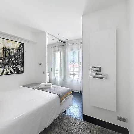 Stunning 2 Bedroom Flat With Sea View On Croisette 아파트 *