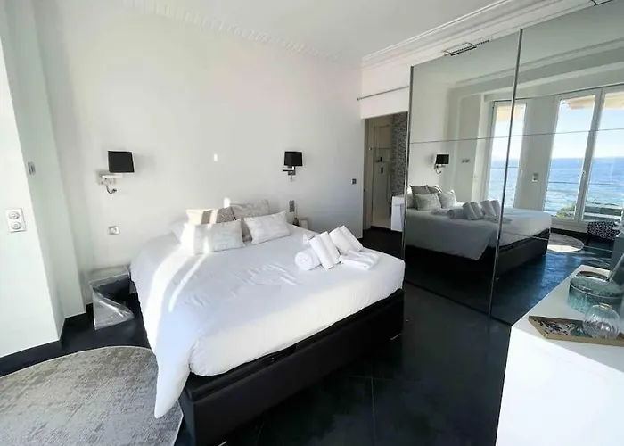 Stunning 2 Bedroom Flat With Sea View On Croisette Lejlighed Cannes
